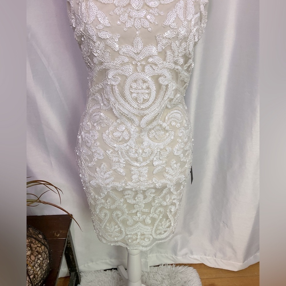Lulu’s Dress - Picture 5 of 15